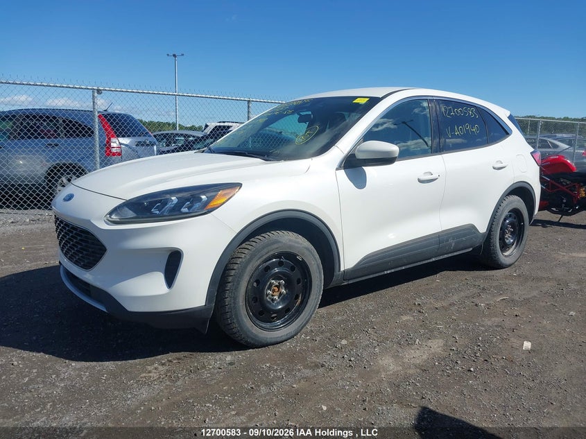 Vin: 1fmcu9g66lua01940, lot: 3105993, ford escape se 20202