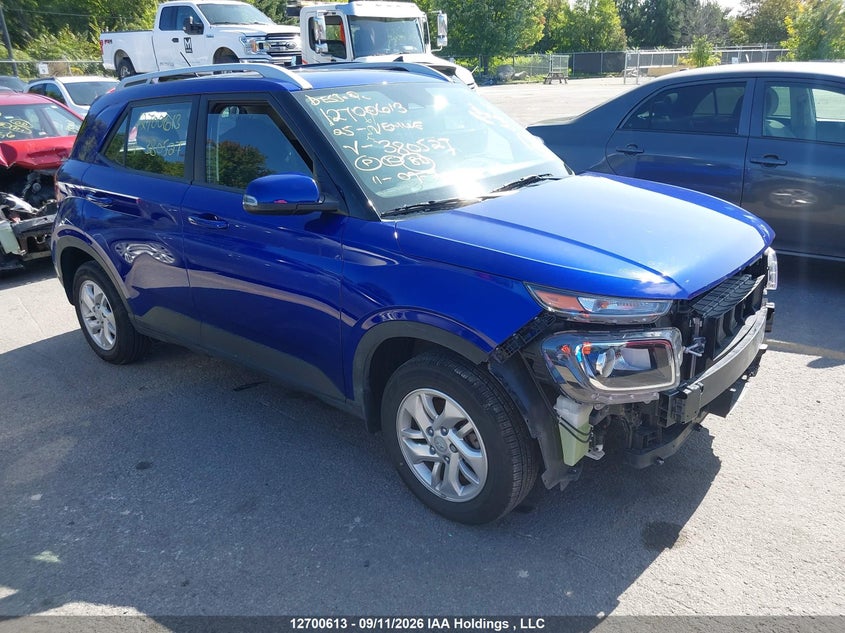 Vin: kmhrc8a31su380527, lot: 3106025, hyundai venue sel/limited 2025 img_1