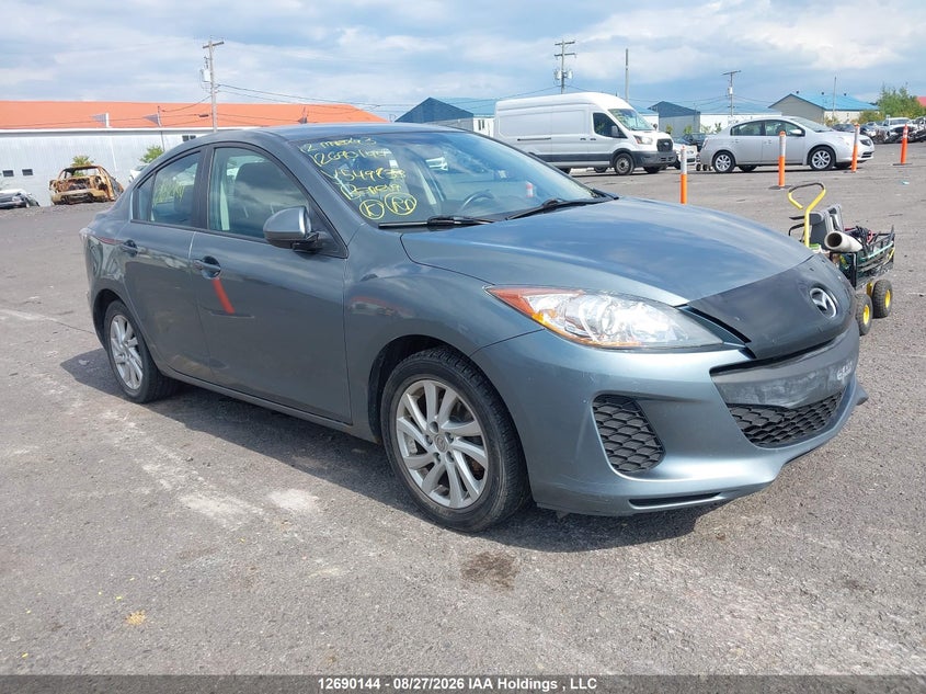 Vin: jm1bl1uf8c1549738, lot: 3106092, mazda mazda3 gx 2012 img_1