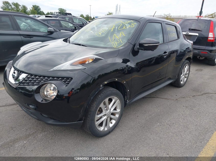 2015 Nissan Juke, Правый бок, IAAI, VIN JN8AF5MV2FT551273 — фото 2