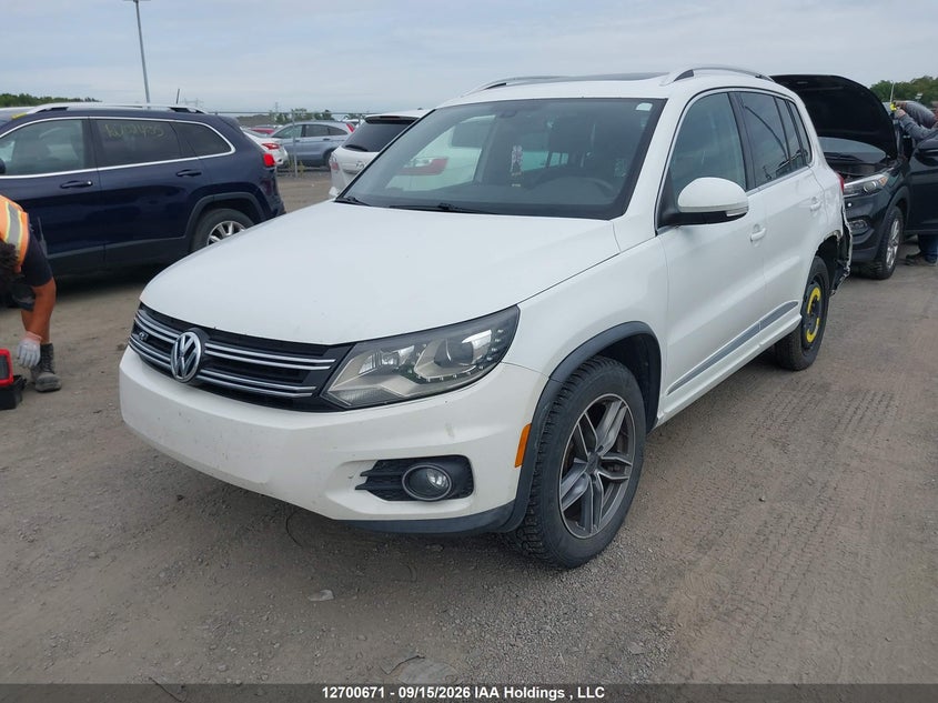 Vin: wvgjv7ax2fw065475, lot: 3106131, volkswagen tiguan 20152