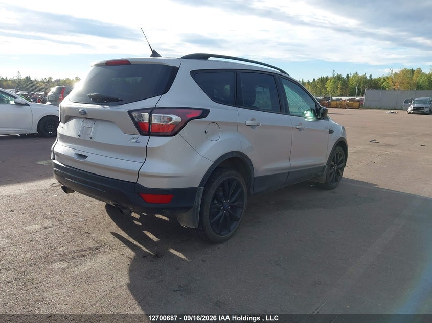 Vin: 1fmcu9gd5juc97027, lot: 3106147, ford escape se 20184