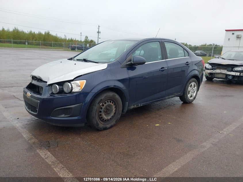2016 Chevrolet Sonic, Удар спереду, IAAI, VIN 1G1JC5SH1G4171377 — фото 2