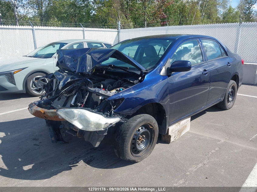 Vin: 2t1bu4ee4dc033409, lot: 3106678, toyota corolla s/le 20132