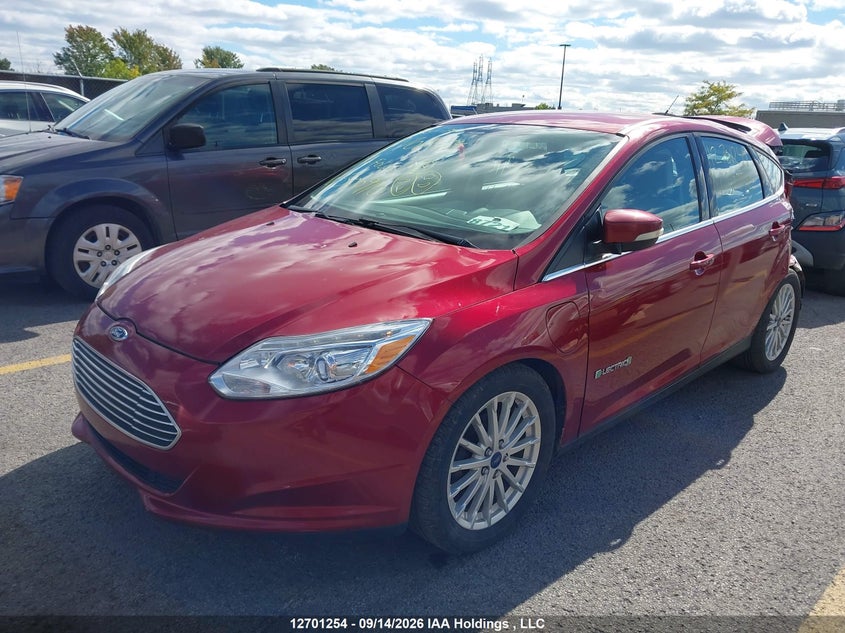 2017 Ford Focus, Удар ззаду, IAAI, VIN 1FADP3R48HL300910 — фото 2