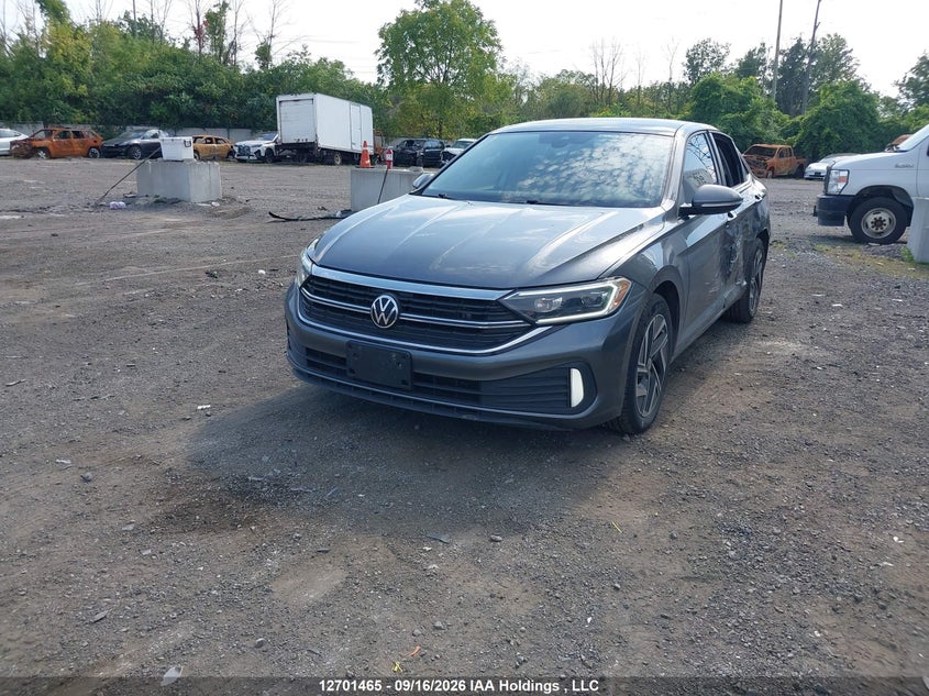 2024 Volkswagen Jetta Highline, Left Side, IAAI, VIN 3VWGM7BU4RM041024 — photo 2