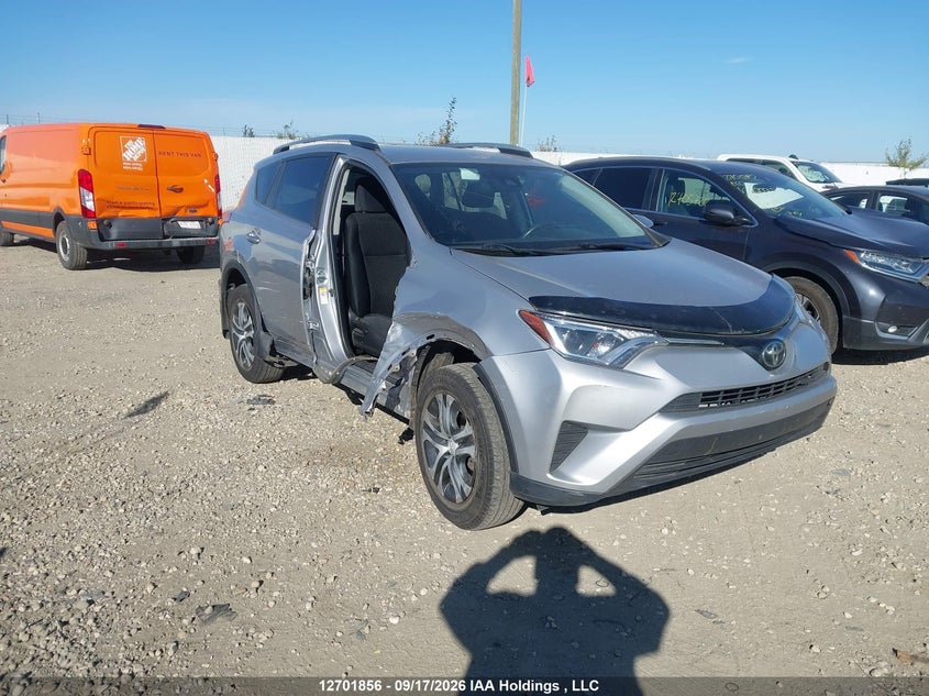 Vin: 2t3zfrev5hw342307, lot: 3107384, toyota rav4 le 20171