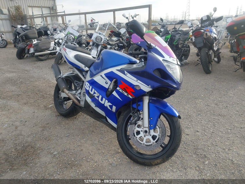 2003 Suzuki Gsx-R600, Удар спереду, IAAI, VIN 2AT8061623U302811