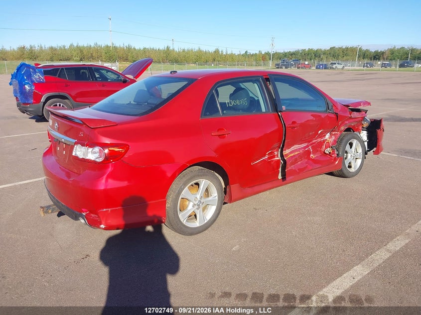Vin: 2t1bu4ee4bc588776, lot: 3108359, toyota corolla s 20114