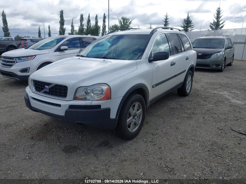 2004 Volvo XC90, Right Side, IAAI, VIN YV1CZ91H941100099 — photo 2