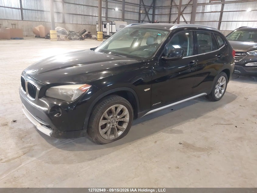 2012 BMW X1, Можливі проблеми з механікою, IAAI, VIN WBAVL1C51CVR81728 — фото 2