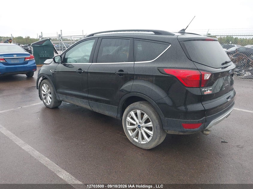 Vin: 1fmcu9hd9kub70023, lot: 3109178, ford escape sel 20193
