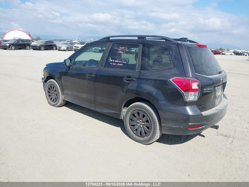 Vin: jf2sjebc7hh812159, lot: 3109949, subaru forester 2.5i 20173