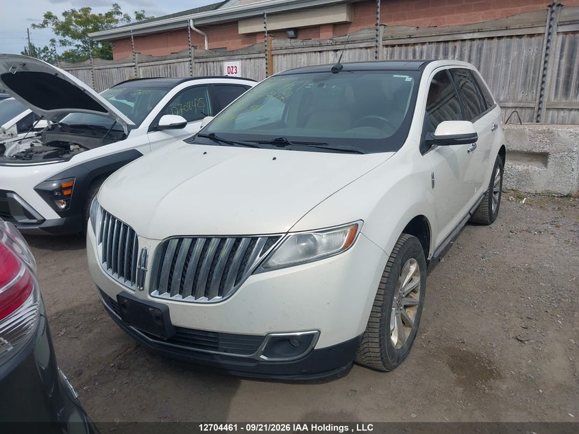 2013 Lincoln MKX, Удар спереду, IAAI, VIN 2LMDJ8JK6DBL04922 — фото 2