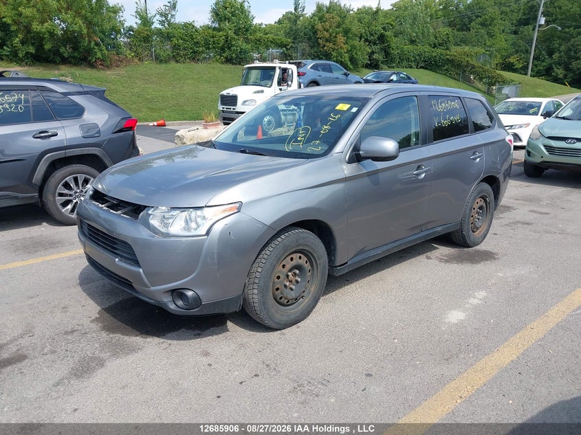 Vin: ja4az2a32ez606945, lot: 3110539, mitsubishi outlander es 20142