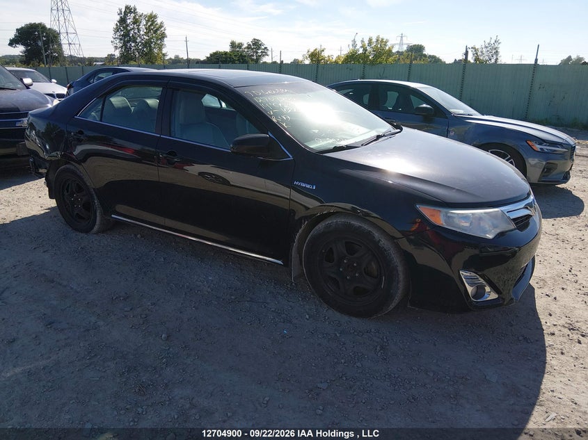 2014 Toyota Camry Hybrid Xle, Удар сзади, IAAI, VIN 4T1BD1FK5EU108671