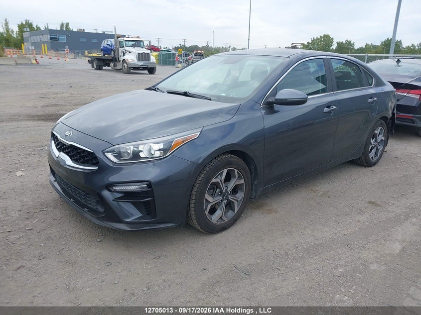 2021 Kia Forte, Удар ззаду, IAAI, VIN 3KPF54AD9ME400074 — фото 2