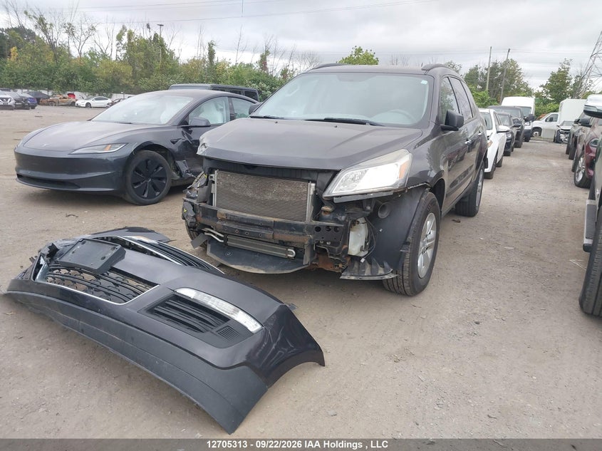 2015 Chevrolet Traverse Ls, Удар спереди, IAAI, VIN 1GNKRFED5FJ324200 — фото 2