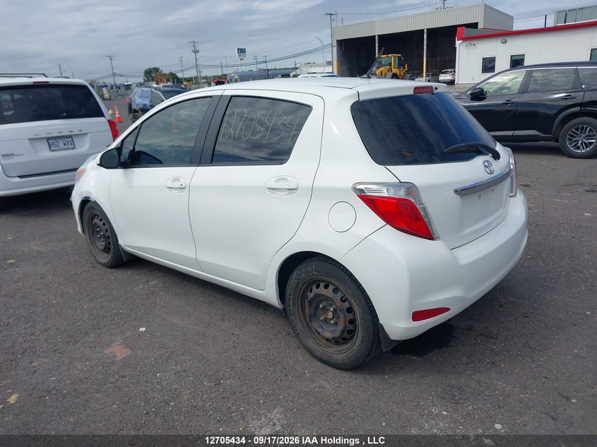 Vin: jtdktud35dd562034, lot: 3111222, toyota yaris 20133
