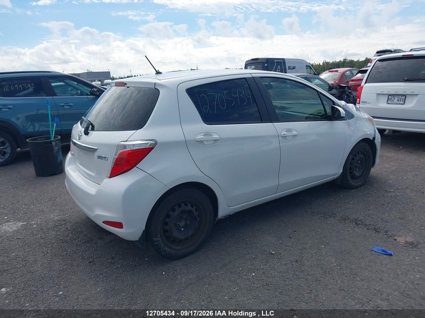 Vin: jtdktud35dd562034, lot: 3111222, toyota yaris 20134