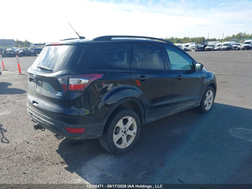 Vin: 1fmcu9g93huc82743, lot: 3111259, ford escape se 20174