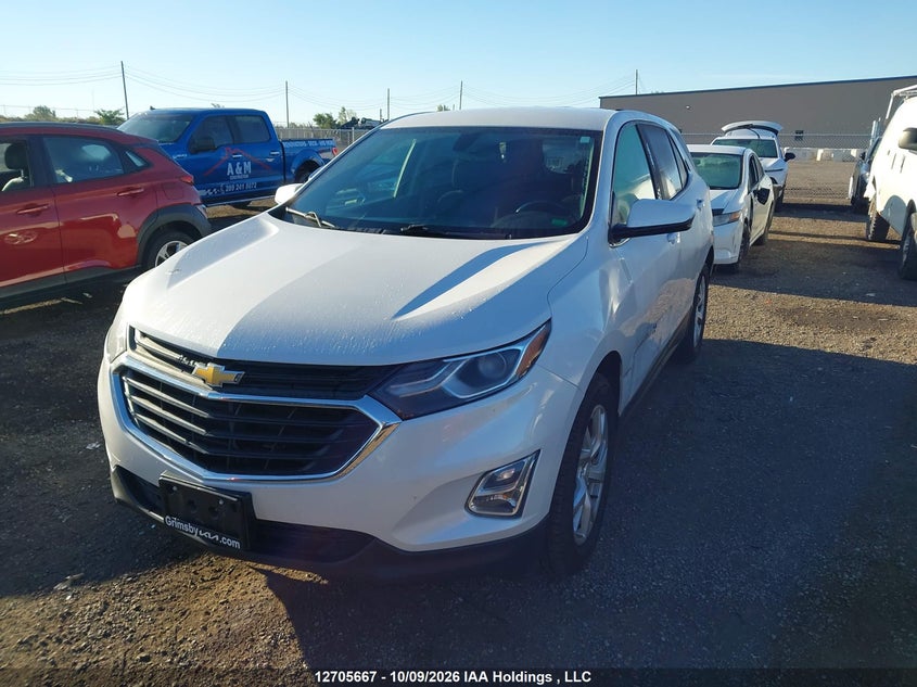 2018 Chevrolet Equinox Lt, Left Side, IAAI, VIN 2GNAXTEX7J6187177 — photo 2