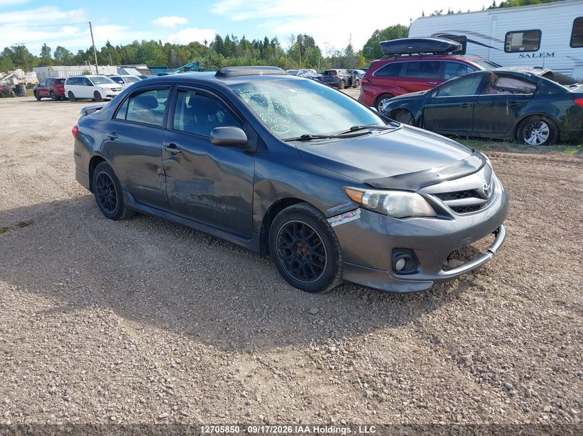 Vin: 2t1bu4ee0dc977689, lot: 3111673, toyota corolla s 2013 img_1