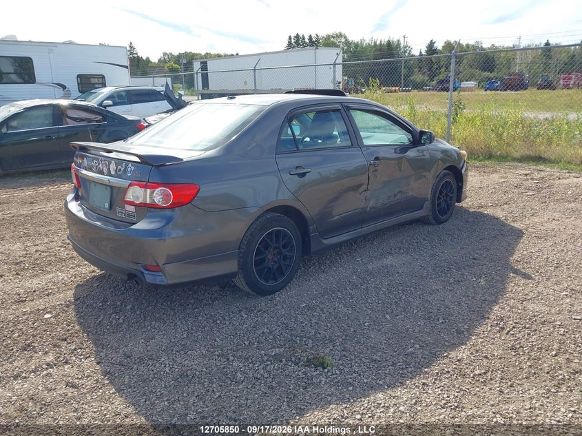 Vin: 2t1bu4ee0dc977689, lot: 3111673, toyota corolla s 20134