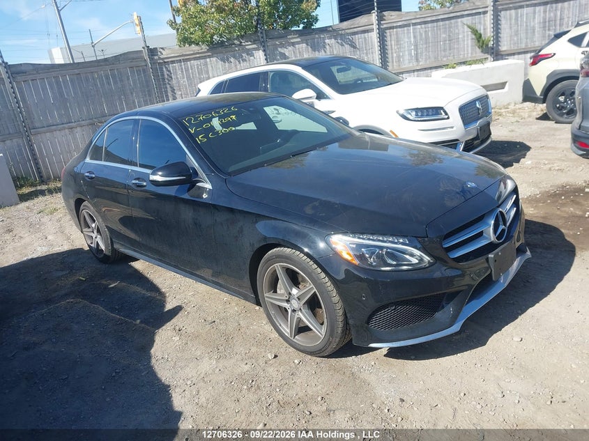 2015 Mercedes-Benz C 300 4Matic, Удар спереди, IAAI, VIN 55SWF4KB8FU014297