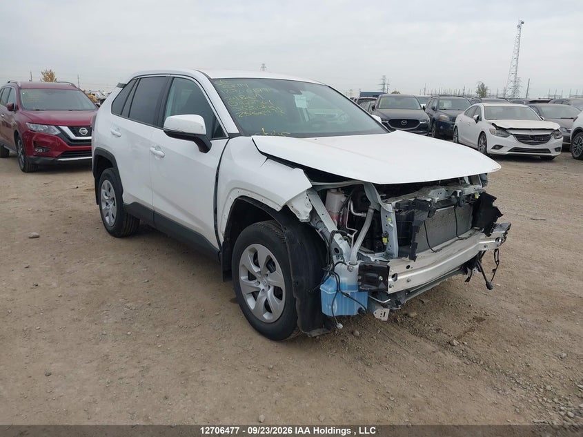 Vin: 2t3b1rfv4rc477361, lot: 3112328, toyota rav4 le 2024 img_1
