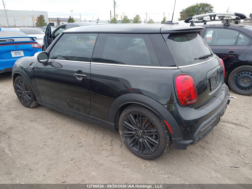 Vin: wmw53dh05r2v82569, lot: 3112730, mini cooper 20243