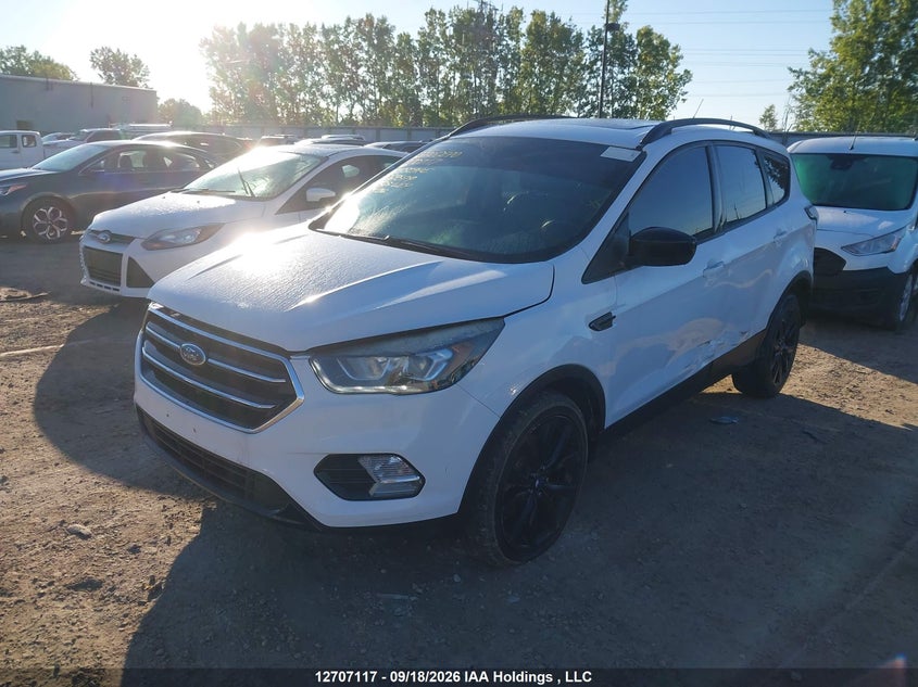 2017 Ford Escape, Вилучене, IAAI, VIN 1FMCU9G98HUD69599 — фото 2