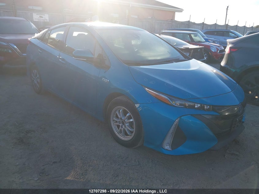 Vin: jtdkarfp6l3157694, lot: 3113223, toyota prius prime le/xle/limited 20201