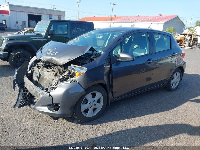 Vin: jtdktud36cd515948, lot: 3113306, toyota yaris le 20122