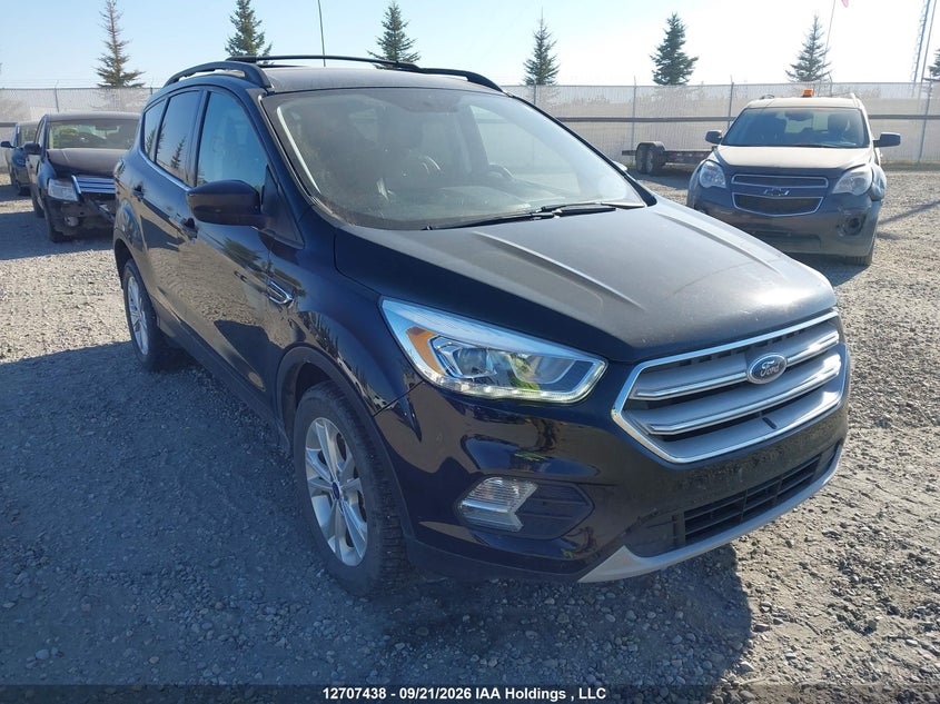 Vin: 1fmcu9gd6hue60231, lot: 3113393, ford escape se 2017 img_1