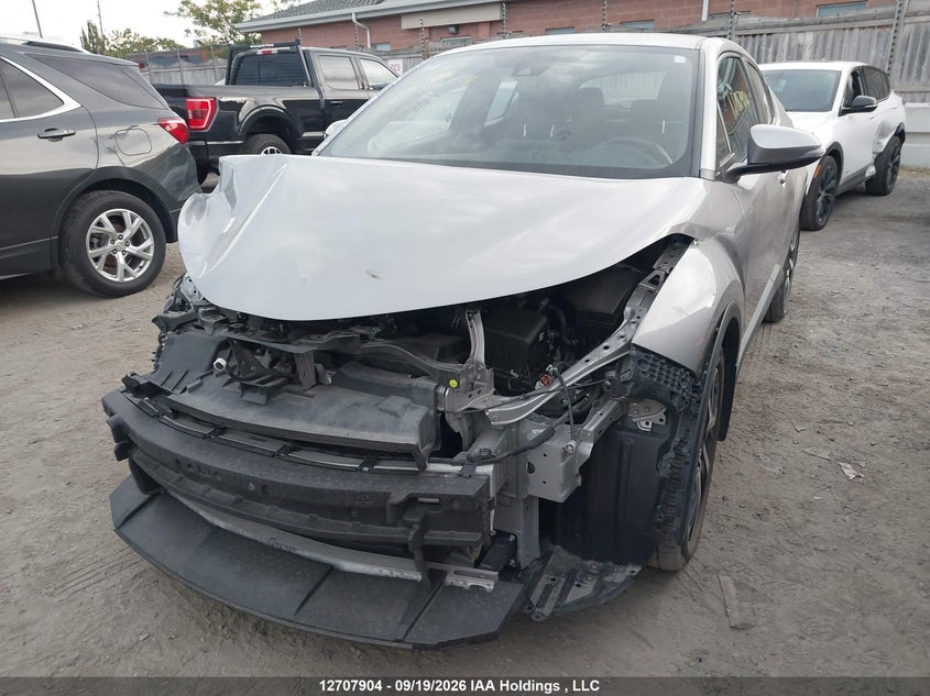 Vin: nmtkhmbxxjr064384, lot: 3113924, toyota c-hr xle 20182