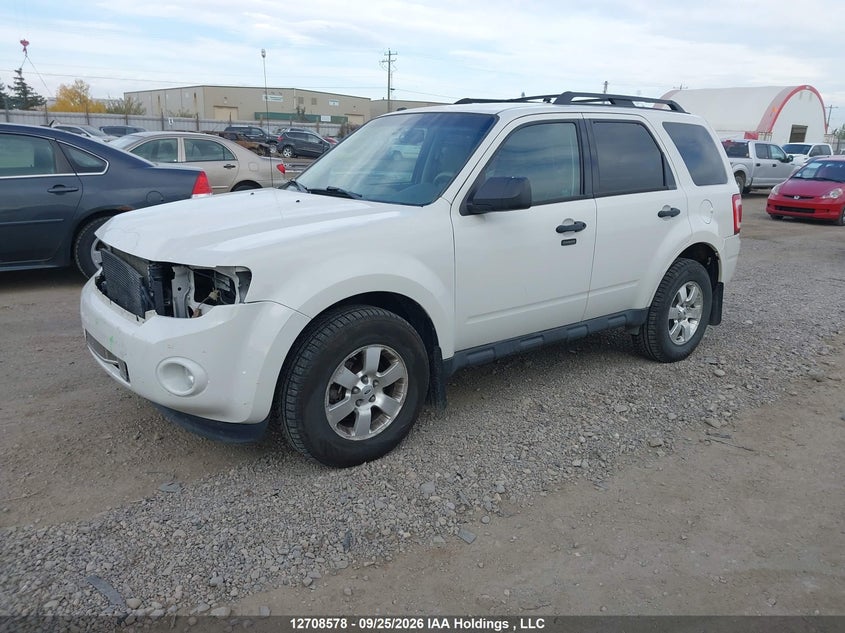 2012 Ford Escape, Front, IAAI, VIN 1FMCU9DG0CKB22908 — photo 2