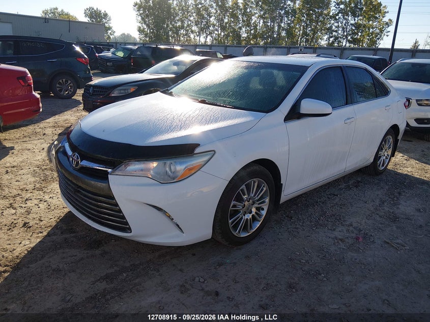 2015 Toyota Camry, Удар спереду, IAAI, VIN 4T1BF1FK7FU925152 — фото 2