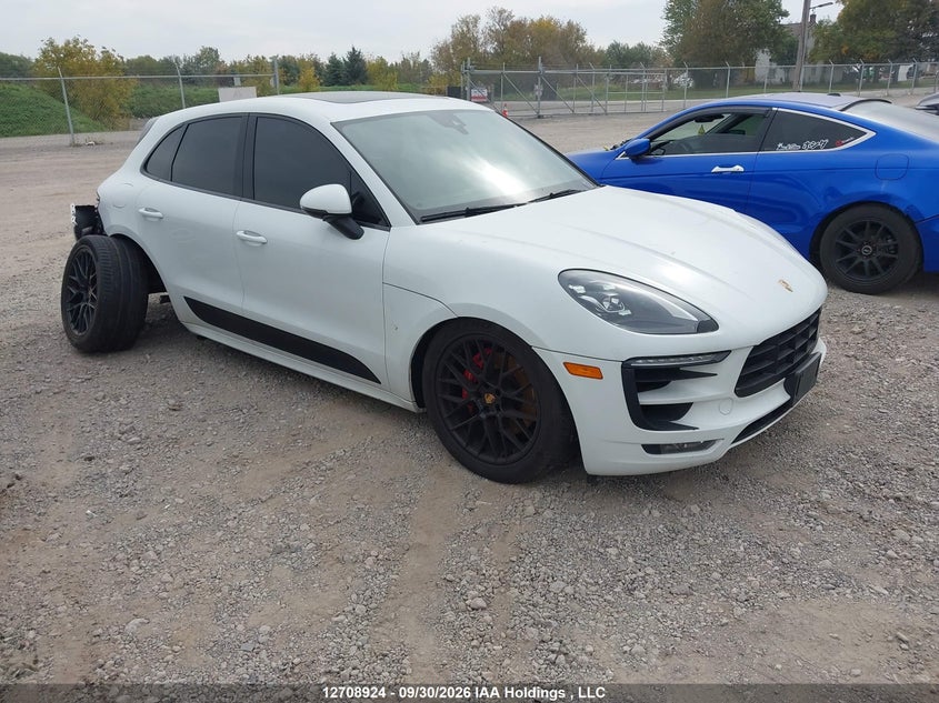 Vin: wp1ag2a51jlb62806, lot: 3115040, porsche macan gts 2018 img_1