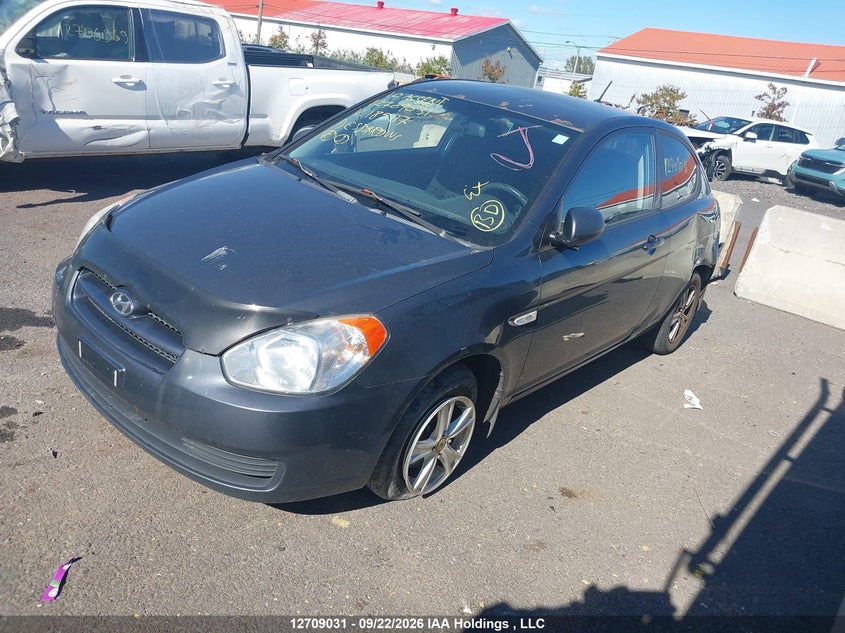 2010 Hyundai Accent Se, Удар сзади, IAAI, VIN KMHCN3BC4AU185117 — фото 2
