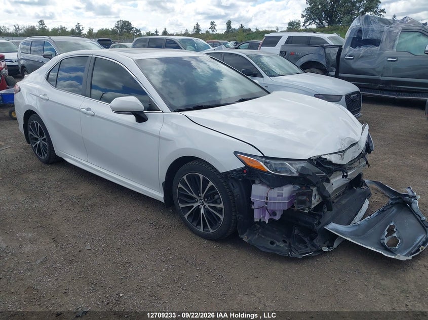Vin: 4t1b11hk4ju092110, lot: 3115352, toyota camry l/le/xle/se/xse 2018 img_1