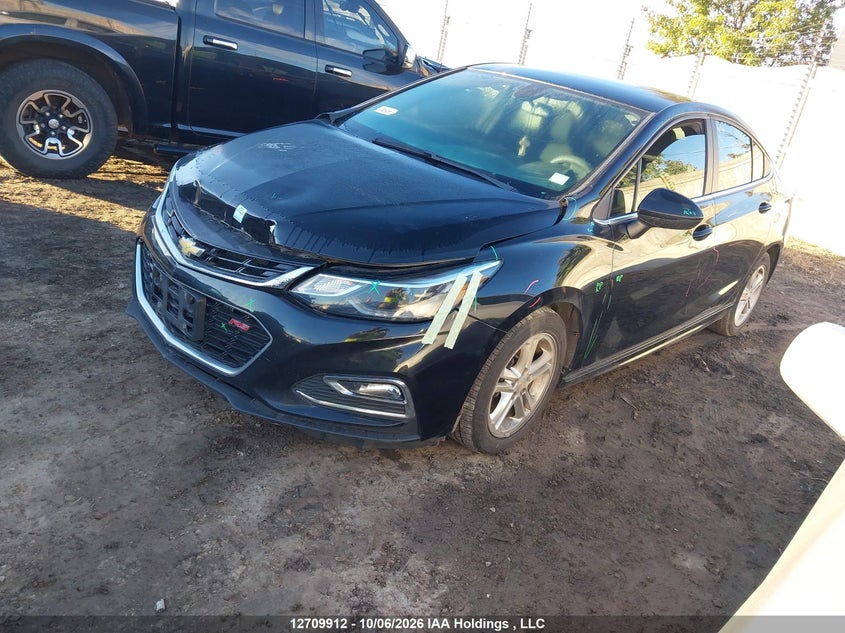 2017 Chevrolet Cruze Lt Auto, Удар спереди, IAAI, VIN 1G1BE5SM0H7111330 — фото 2