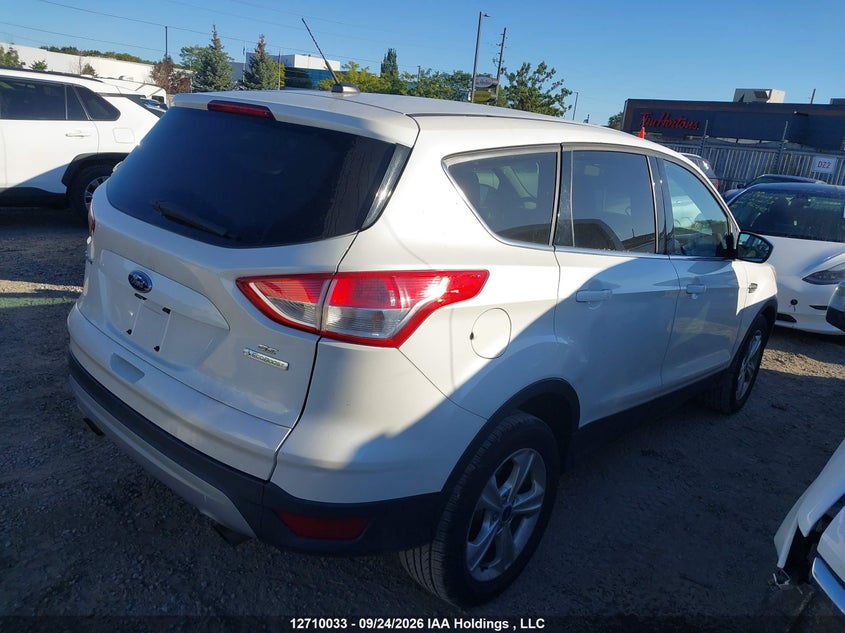 Vin: 1fmcu0gx1fuc08566, lot: 3116193, ford escape se 20154