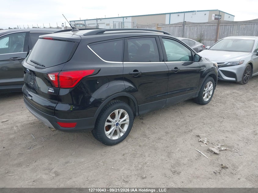 Vin: 1fmcu9hd6kuc39136, lot: 3116203, ford escape sel 20194