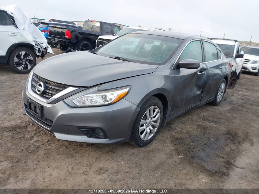 2017 Nissan Altima 2.5/2.5 S/2.5 Sl/2.5 Sr/2.5 Sv, Left Side, IAAI, VIN 1N4AL3APXHN320469 — photo 2