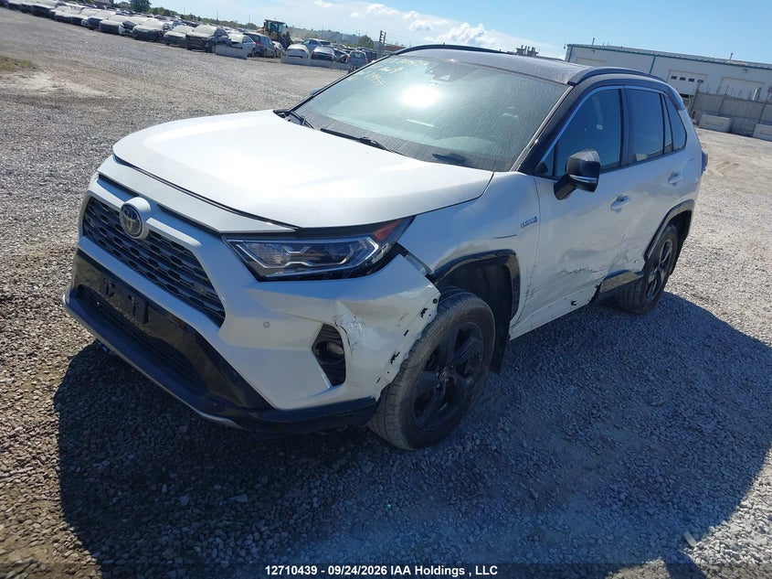 2021 Toyota Rav4 Hybrid Xse, Front, IAAI, VIN 2T3RWRFV9MW119955 — photo 2