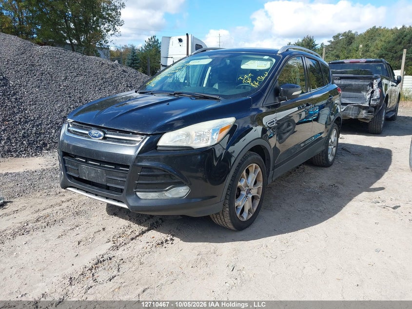 2015 Ford Escape Titanium, Front, IAAI, VIN 1FMCU9J96FUC69703 — photo 2