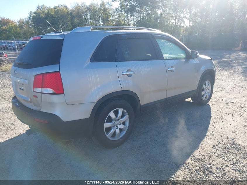 Vin: 5xykt3a26dg379166, lot: 3117400, kia sorento lx 20134