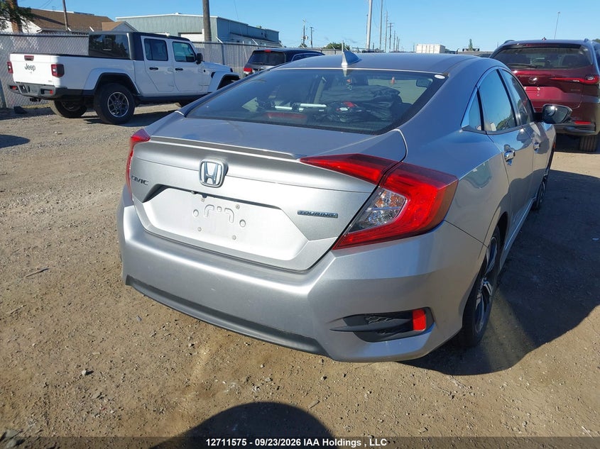 Vin: 2hgfc1f95jh108383, lot: 3117916, honda civic touring 20184