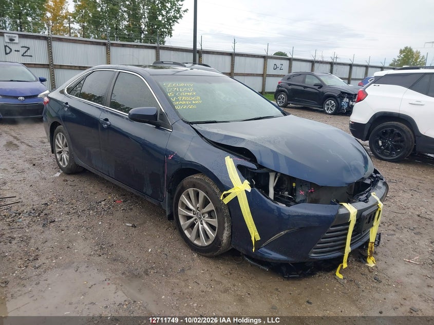 Vin: 4t1bf1fk8fu978068, lot: 3118100, toyota camry xle 2015 img_1